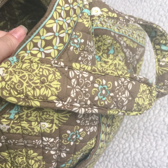 DISCONTINUED PATTERN Vera Bradly Beach Bag Zip Up - Picture 8 of 8
